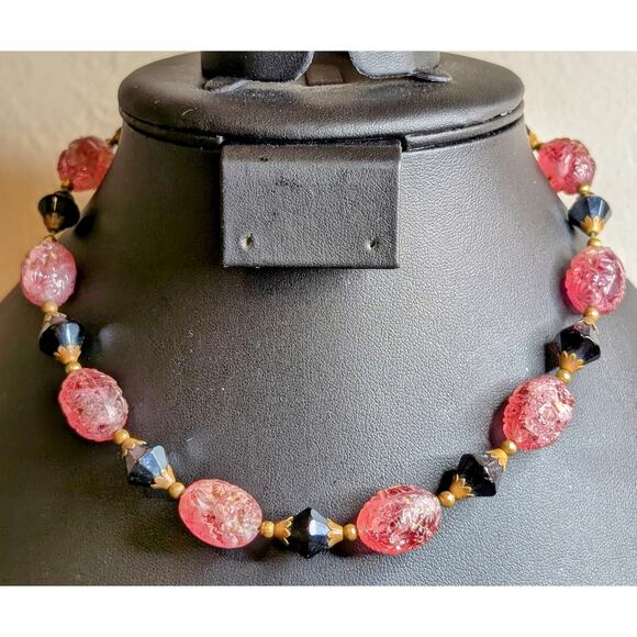 Antique Carved Strawberry Quartz Black Bi-Cone Brass Bead & Hook Clasp Necklace - Picture 1 of 14